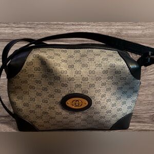 Vintage Gucci handbag
